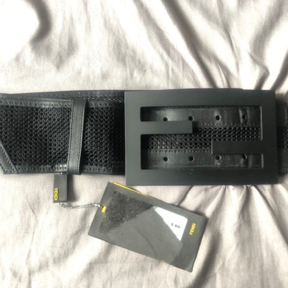 Fendi Black Belt
